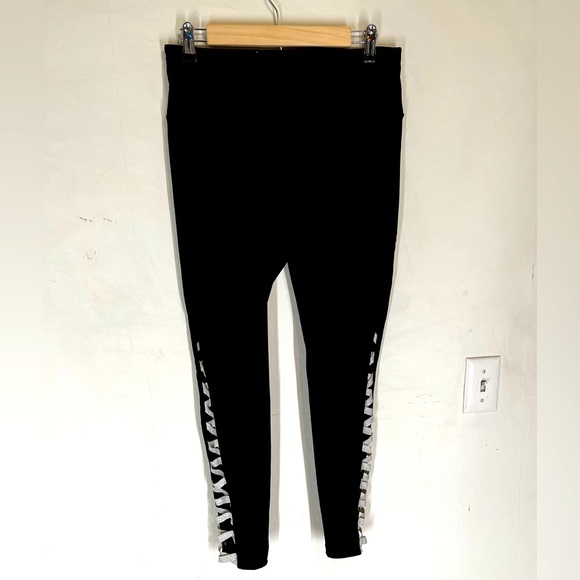 Victoria's Secret Other - Victoria secret sport leggings